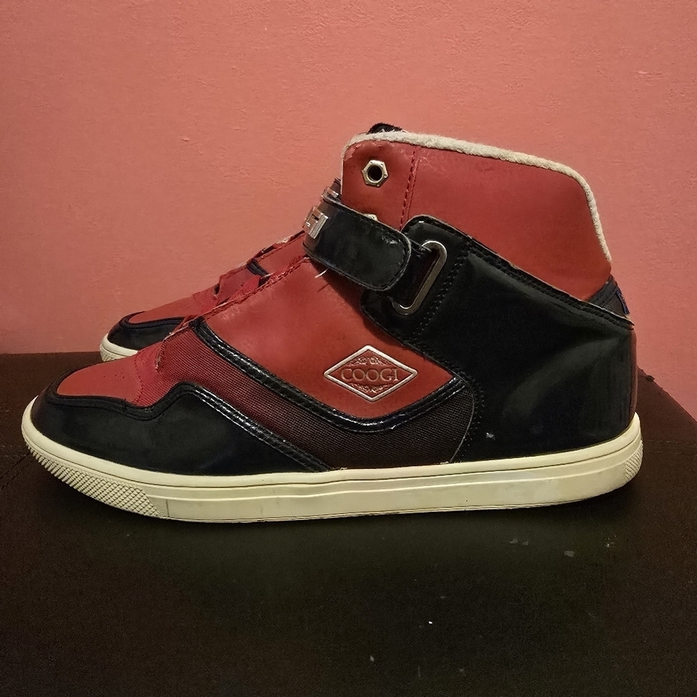 COOGI Red and Black High-Top Athletic Sneakers